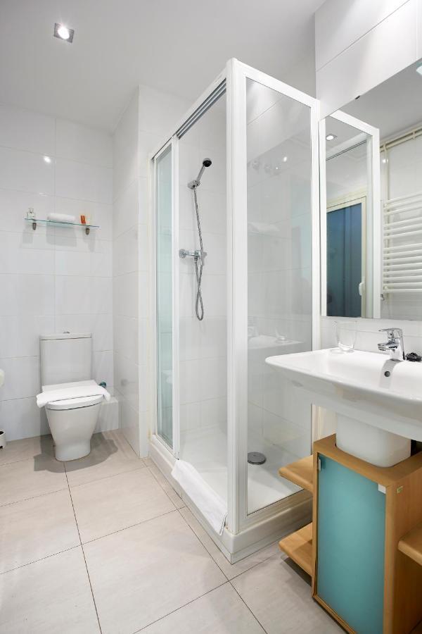 Calvet Apartment